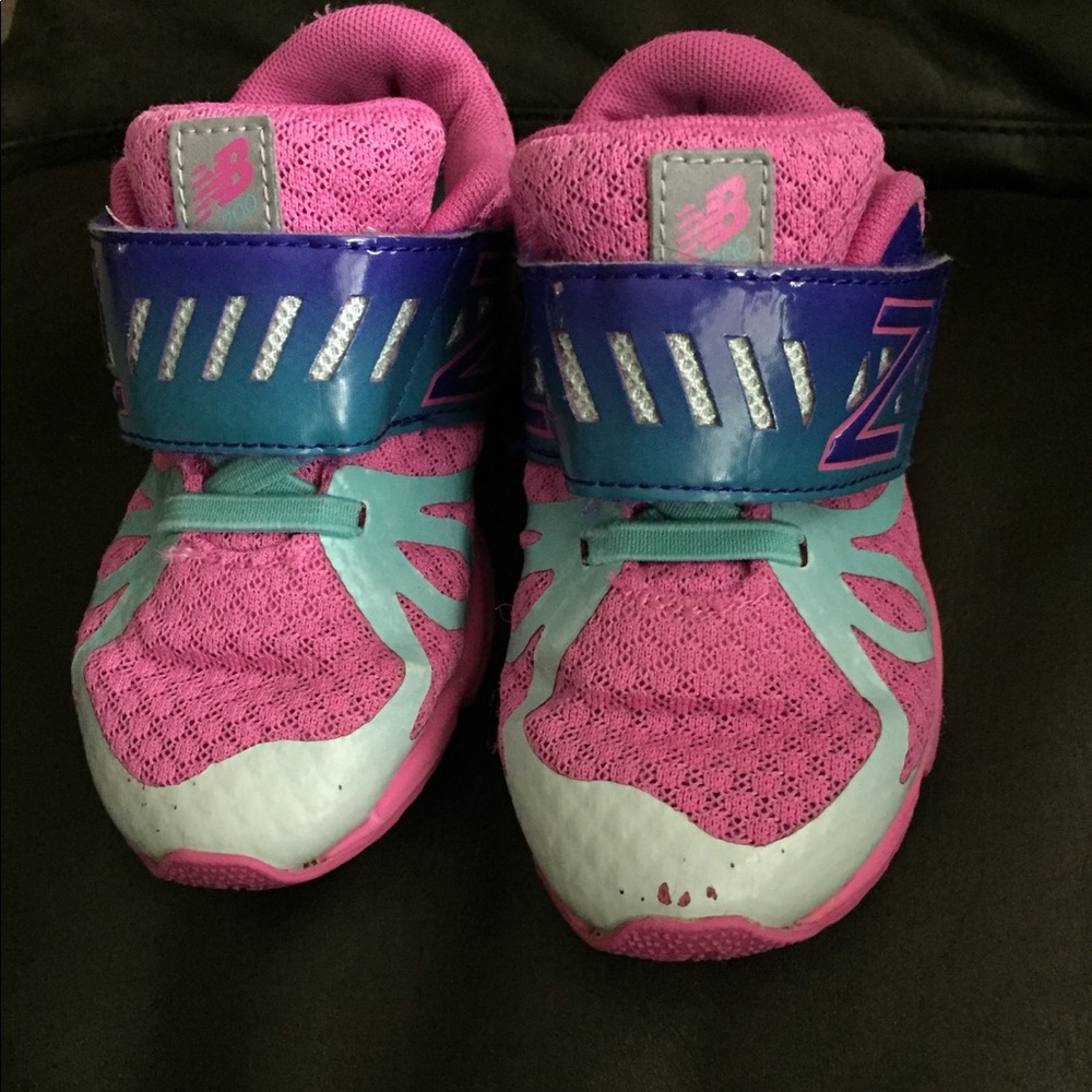 New Balance Toddler Girl Shoes Size 9 Pink Purple